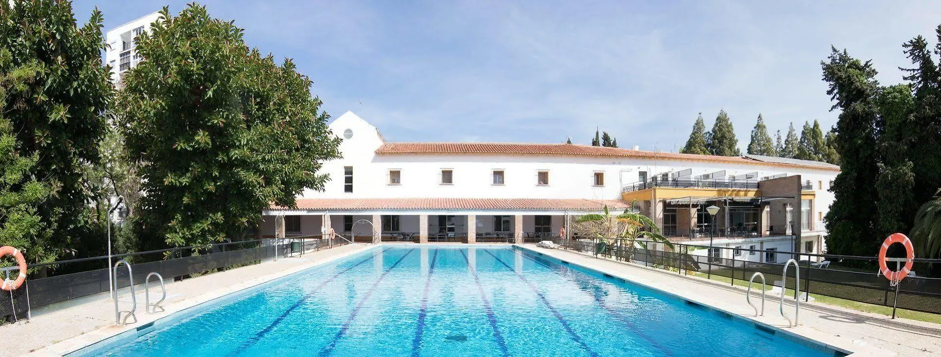 Marbella Inturjoven Youth Hostel 酒店